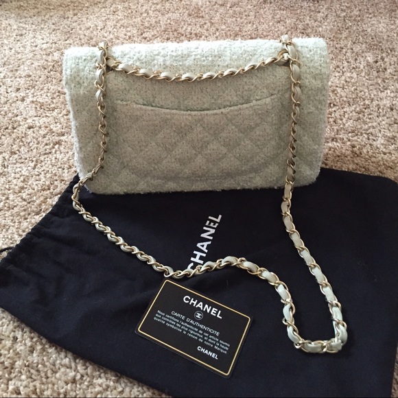 (SOLD) Chanel classic flag bag medium - Picture 3 of 8