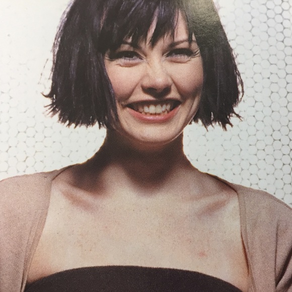 Meet your Posher, Rachel - Picture 2 of 3