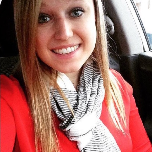 Meet your Posher, Ali