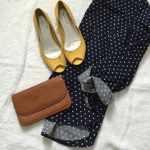 Adorable yellow peep toe kitten heels!