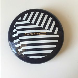 Mac LE Bronzer