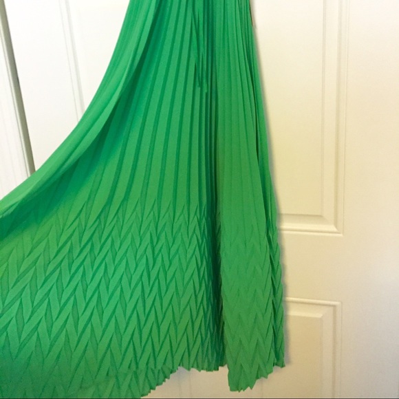 Alice + Olivia green halter dress XS - Picture 2 of 4