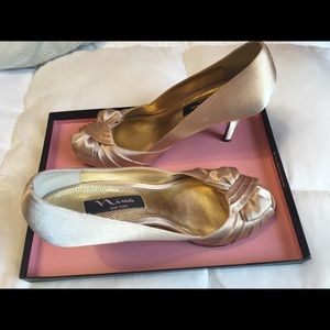 NINA NWOT. ( on sale now). Brand new.