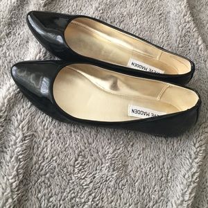 Ballet flats, pointy