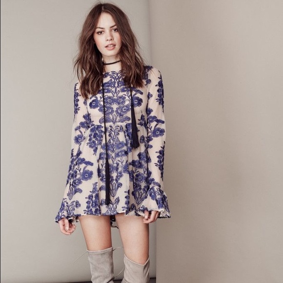 For Love and Lemons Dresses & Skirts - ❌SOLD❌For Love & Lemons Temecula Mini dress