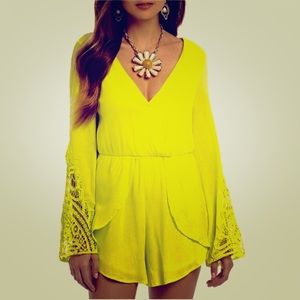 Gianni Bini Long sleeved Romper