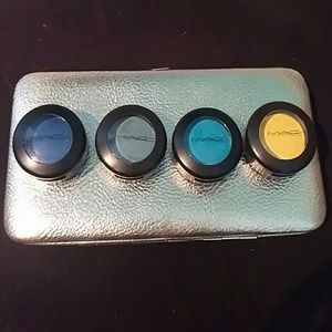 MAC eyeshadow bundle