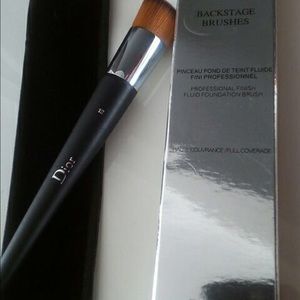 Dior foundation brush