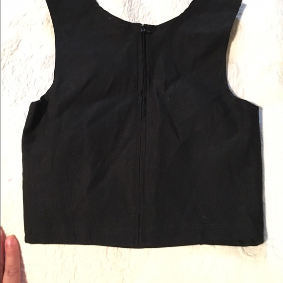 Used. - Picture 2 of 4