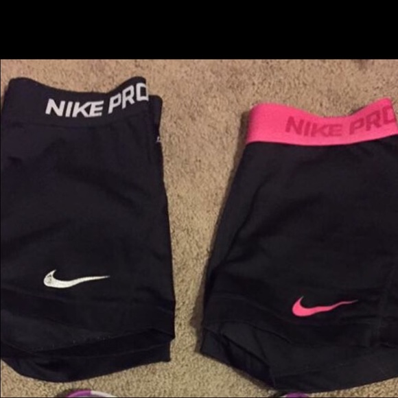 Nike pros bundle! Adult small