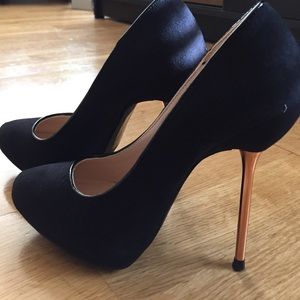 Suede Black Heels With Gold Accent