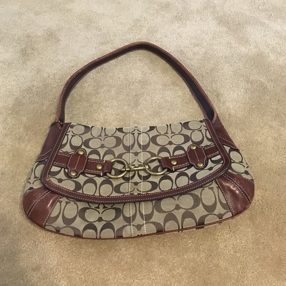 **JUST LOWERED THE PRICE** Authentic Coach Purse - Picture 1 of 4