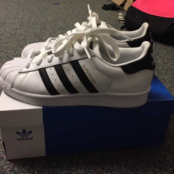 adidas superstars womens size 7