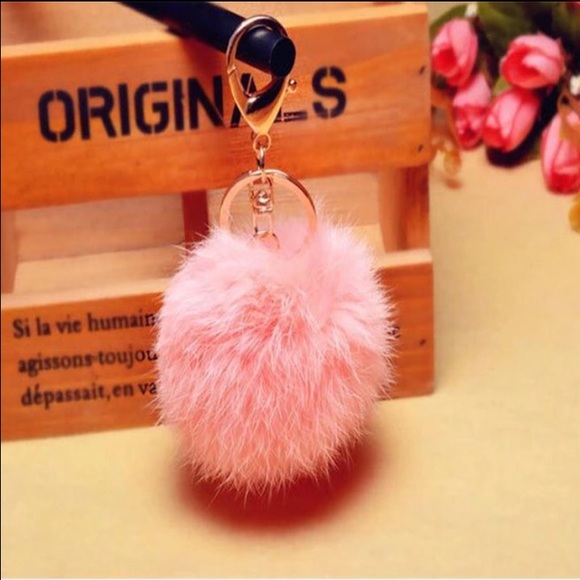 Accessories - 🍄Host Pick🍄Super Cute vegan Fur Pom Pom Ball