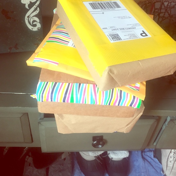 SHIPPING!! best offers and I will ship today!