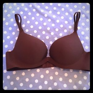 Victoria's Secret 32B