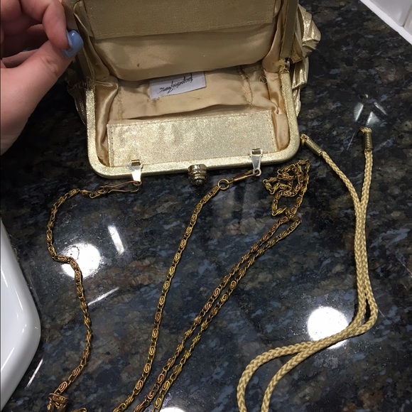 Seashell clutch - Picture 2 of 2