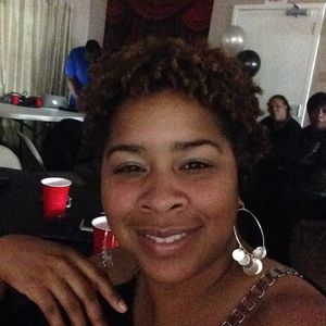 Meet your Posher, Diondra