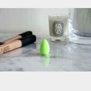 Beauty blender mini