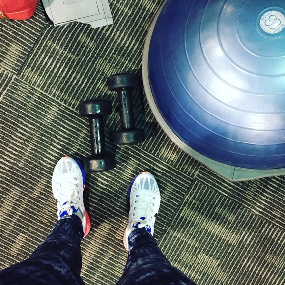 Hello - Picture 3 of 3