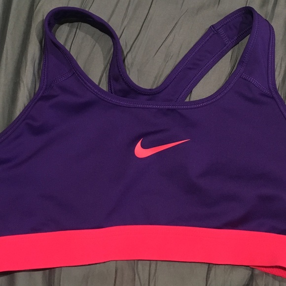 Small Nike Dri-Fit sports bra