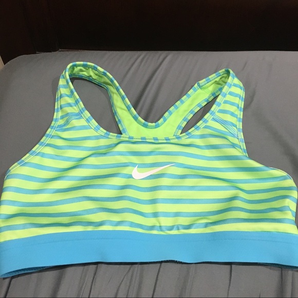 Small Nike Dri-Fit sports bra