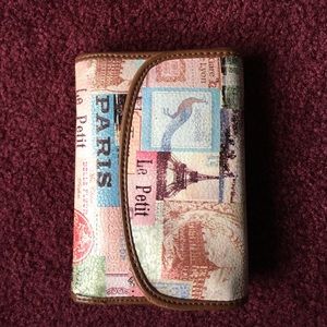 Paris wallet