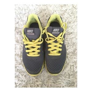 Nike shoes, very good condition