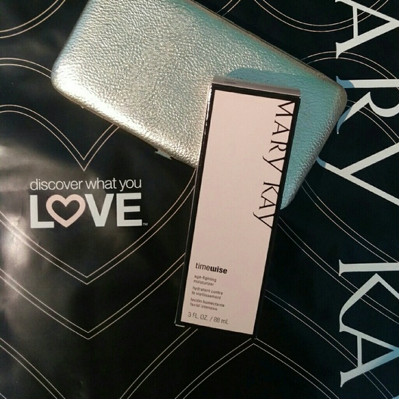 Age fighting moisturizer