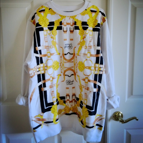 Urban Outfitter cozy sweatshirt
