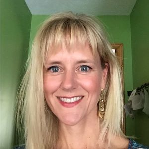 Meet your Posher, Catherine