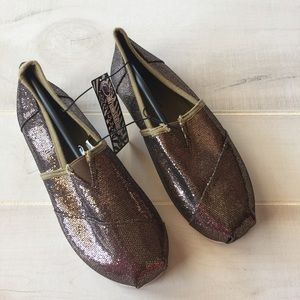 Toms like Sequin Slip on Kick About Shoes Sneakers Toms like Sequin Slip on Kick About Shoes Sneakers