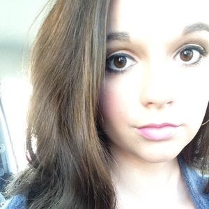 Meet your Posher, Madi