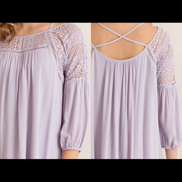 🏆HOST PICK🏆Ivory Cream Lace & Ivory Dress - Picture 2 of 4