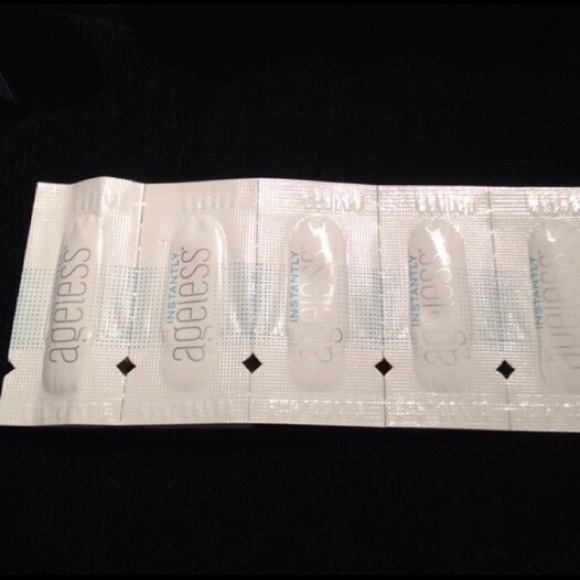 💘 Jeunesse Instantly Ageless💘