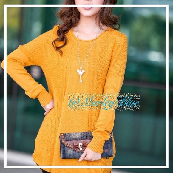 Sweaters - SALE 🌟HOST PICK☀️Beautiful Gold Silky Sweater