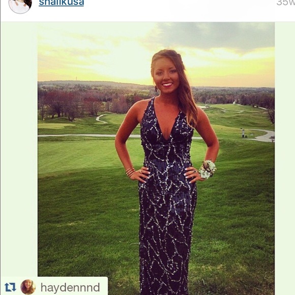 Authentic ShailK Sequin Gown🌹 - Picture 4 of 4