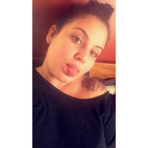 Meet your Posher, Amber