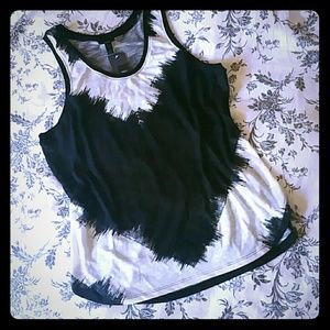 🟢 Mossimo Sleeveless Black & White Top NWT
