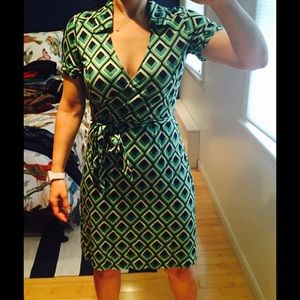 Banana Republic faux wrap dress. Navy and green.