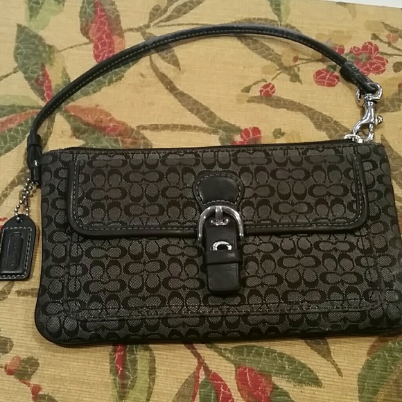 Authentic Coach clutch