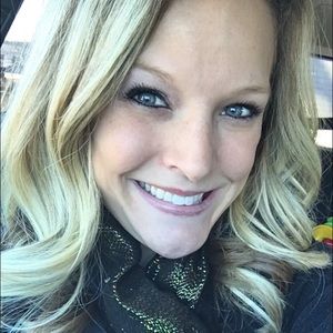 Meet your Posher, Leslie