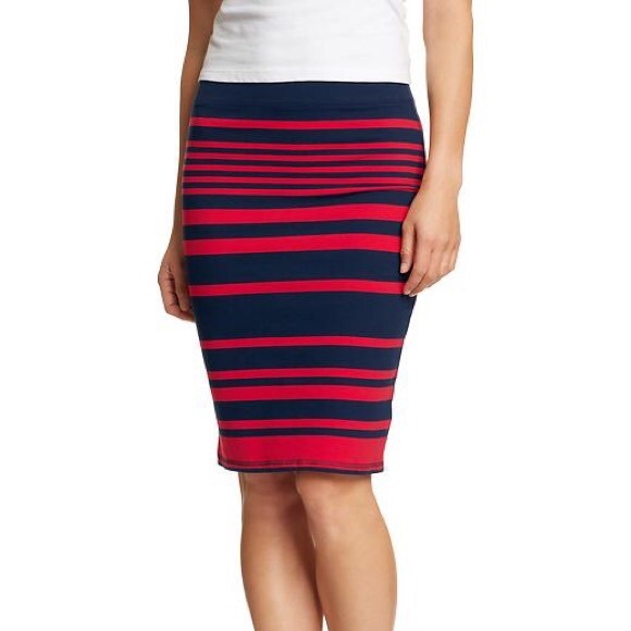 Old Navy Dresses & Skirts - NWOT Navy Blue and Red Skirt