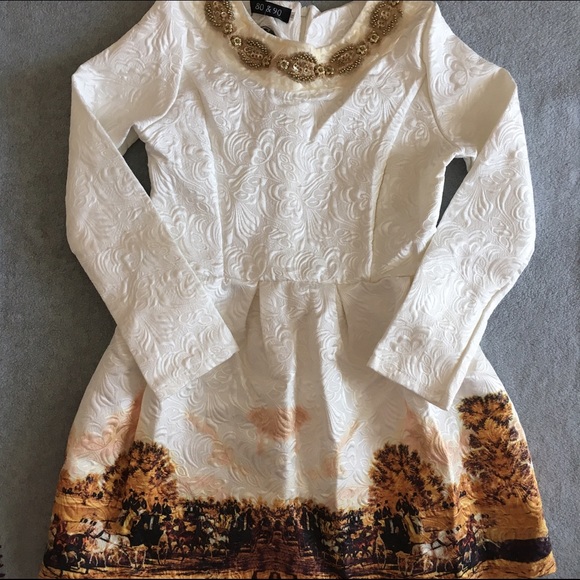 Unique Horse and Carriage Dress