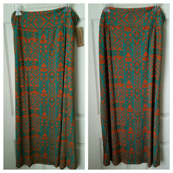 Aztec Print Maxi Skirt - Picture 3 of 4