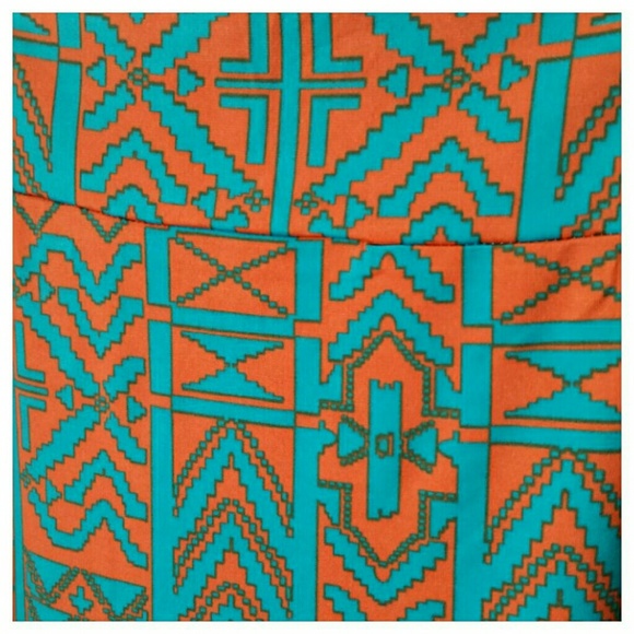 Aztec Print Maxi Skirt - Picture 4 of 4