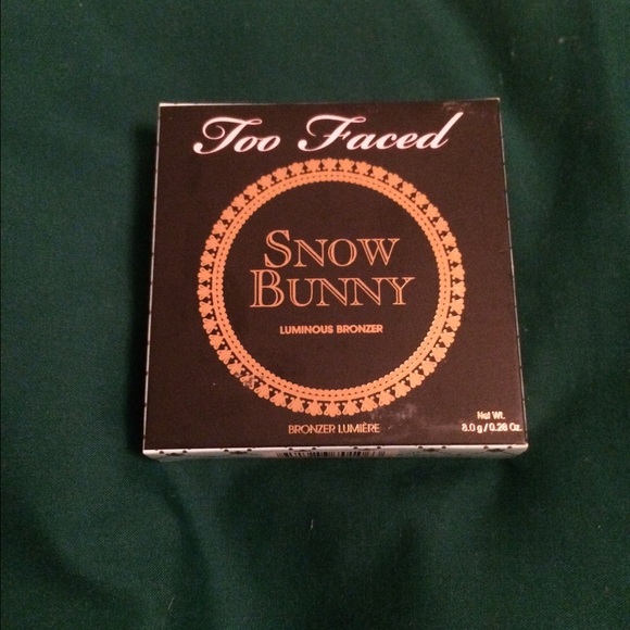 Too Faced snow bunny bronzer