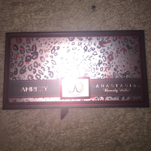 Anastasia Beverly Hills Amrezy Palette!