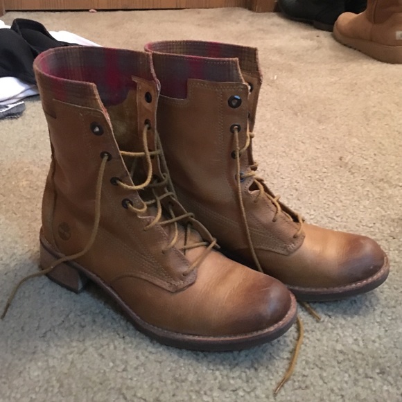 New Timberlands! Women's size 8