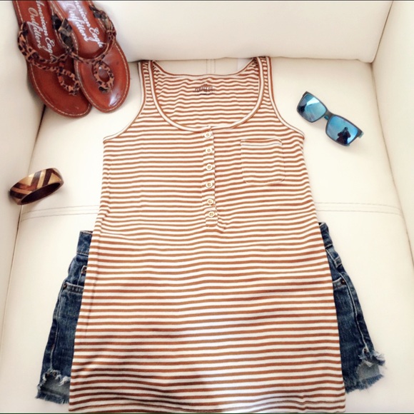 ✨J.Crew Perfect Fit Tank Top✨